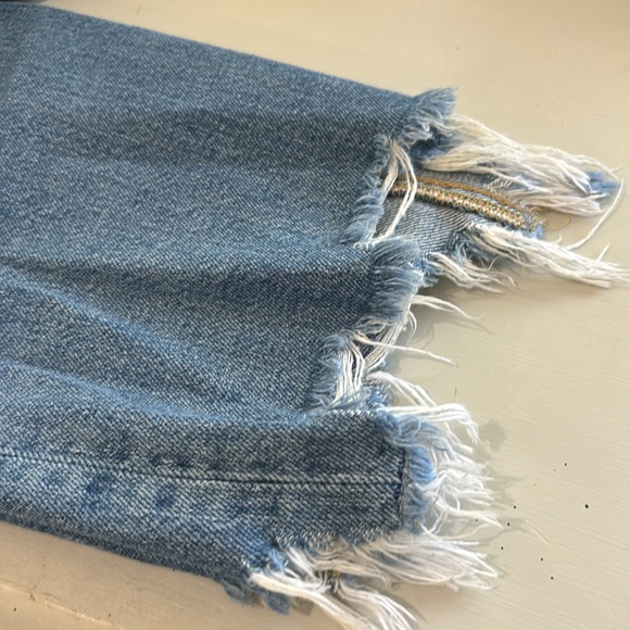 Free People Maggie Mid Rise Straight Leg Classic Blue Distressed Jeans Size 28 - Picture 11 of 15